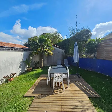 T2 3 Etoiles, Agreable Avec Jardin, A Pied Apartmán